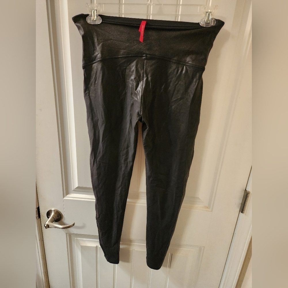 SPANX Faux Leather Look Leggings Black Size 1X High Waist - Picture 2 of 2